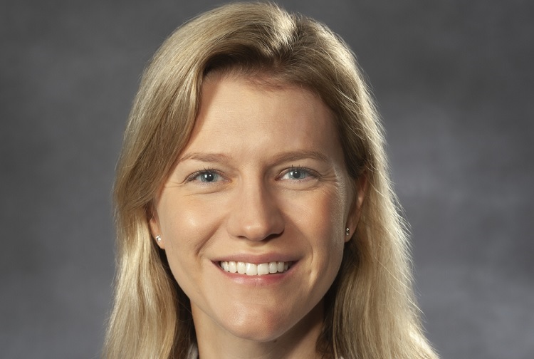 켈리 과트메이, MD