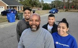 도코요 칼튼과 그의 아이들