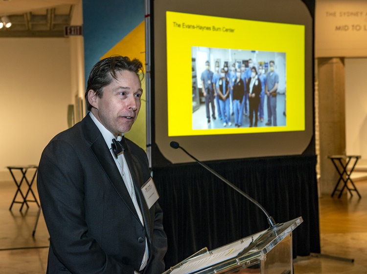 박사. 마이클 펠드먼