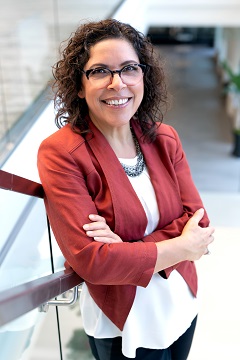 페이 마놀리오스